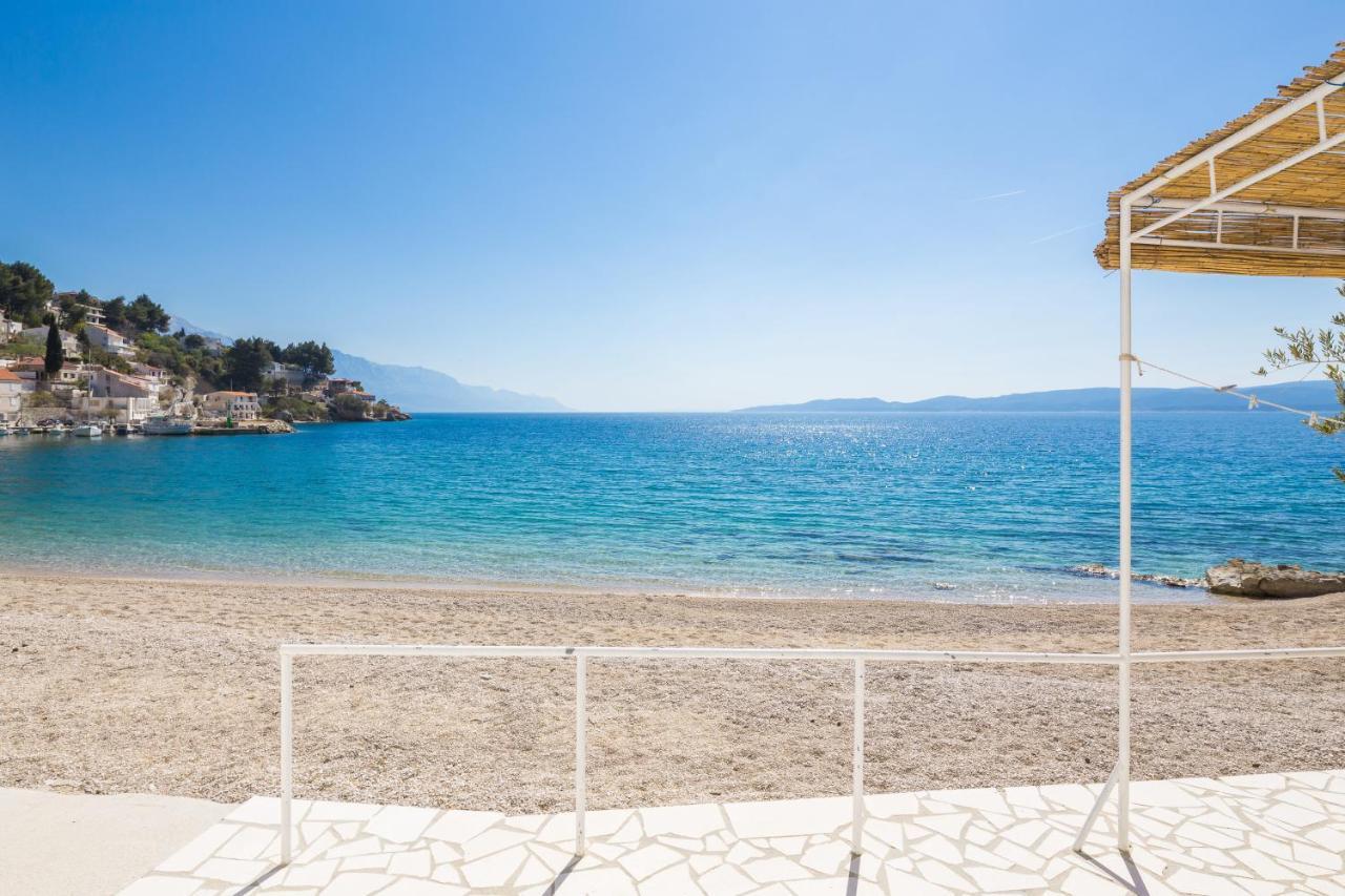 Beachfront Holiday Home - Private Heated Pool Mimice Buitenkant foto