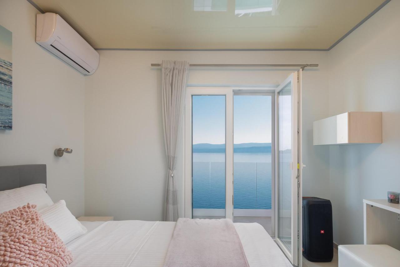 Beachfront Holiday Home - Private Heated Pool Mimice Buitenkant foto